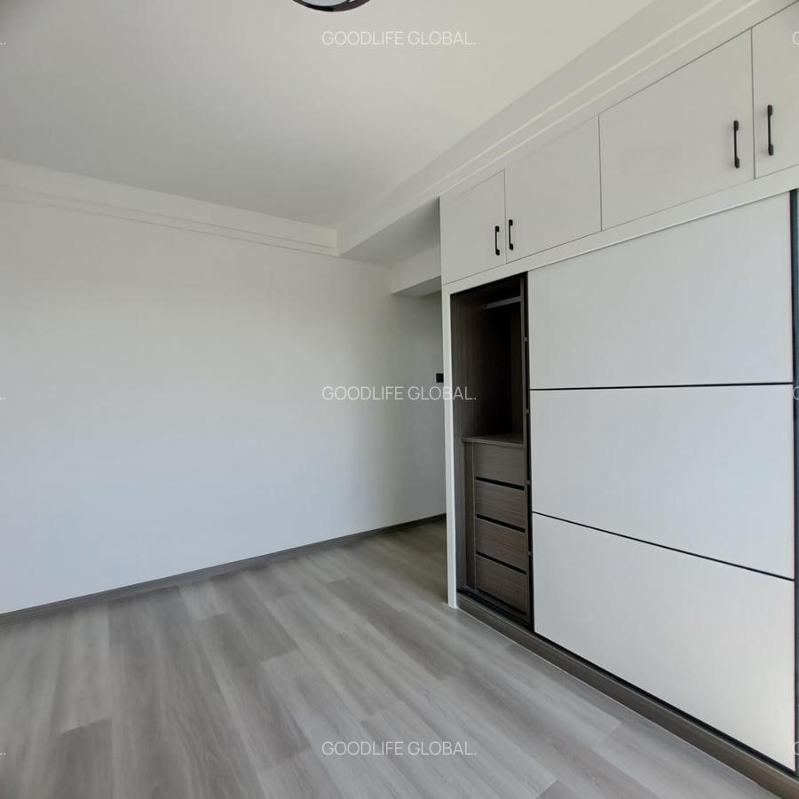 2 Bed Apartment with En Suite at Westlands - 4