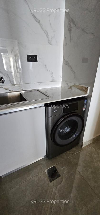 3 Bed Apartment with En Suite at As47 - 9