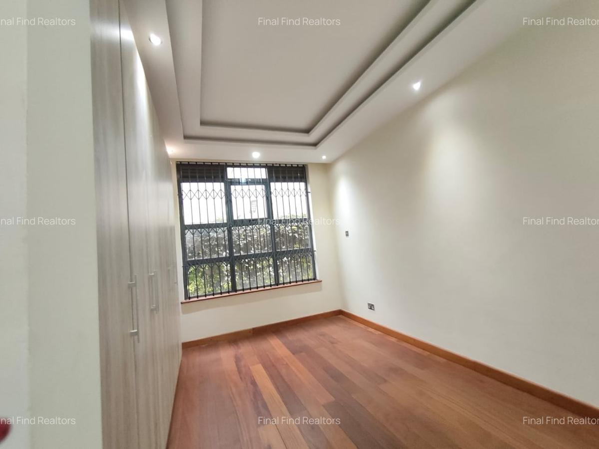 7 Bed Townhouse with En Suite in Nyari - 4