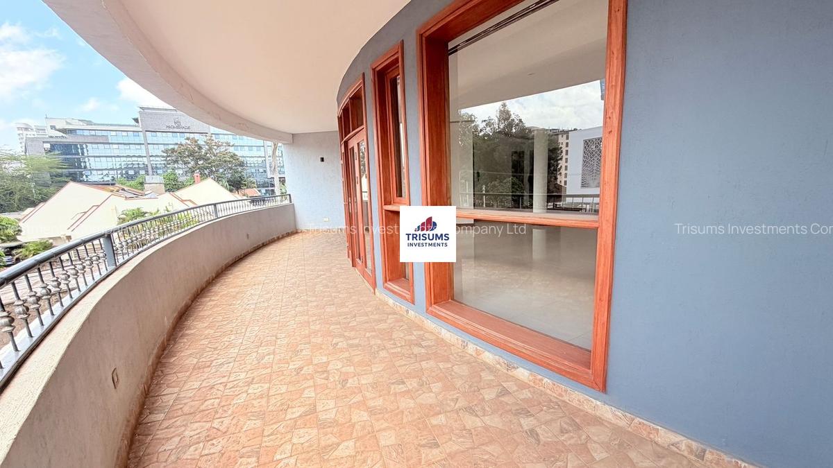 3 Bed Apartment with En Suite in Westlands Area - 13