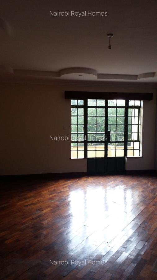 4 Bed Townhouse with En Suite at Lavington Green - 14