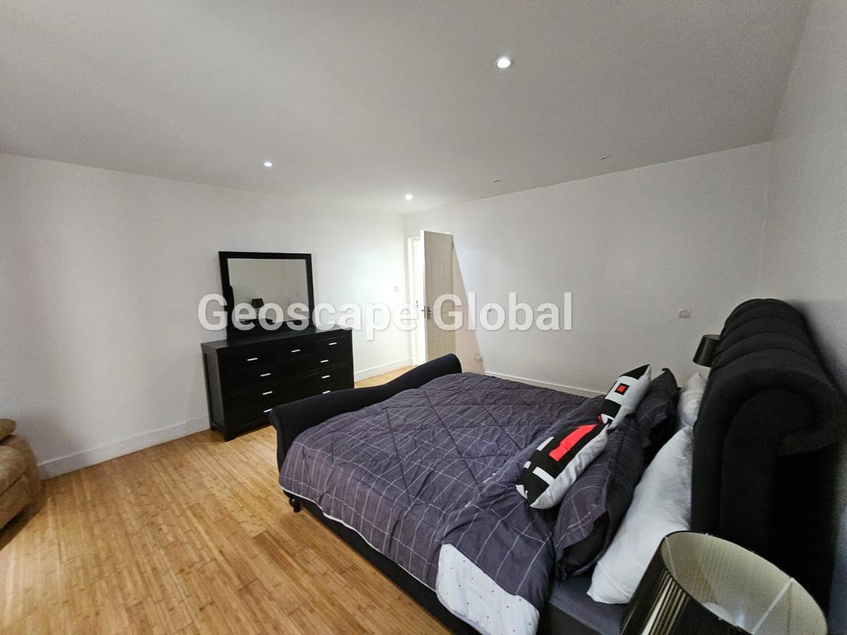 3 Bed Apartment with En Suite in Westlands Area - 9