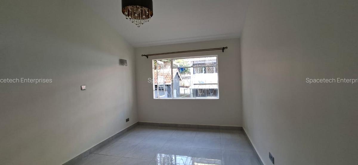4 Bed Townhouse with Garden in Westlands Area - 10