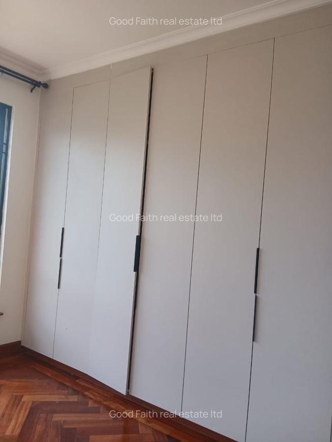 5 Bed House with En Suite in Loresho - 9