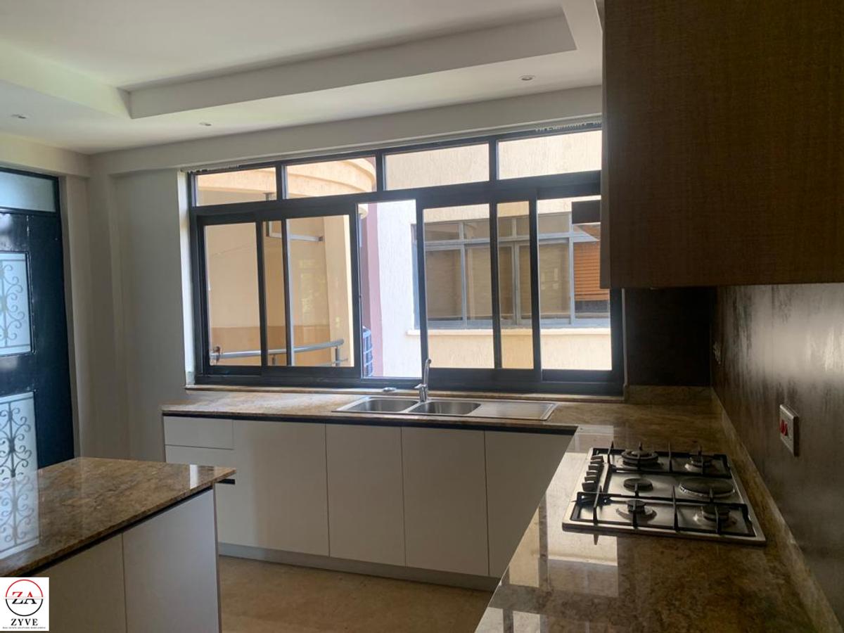 Serviced 4 Bed Apartment with En Suite at Riverside Drive - 3