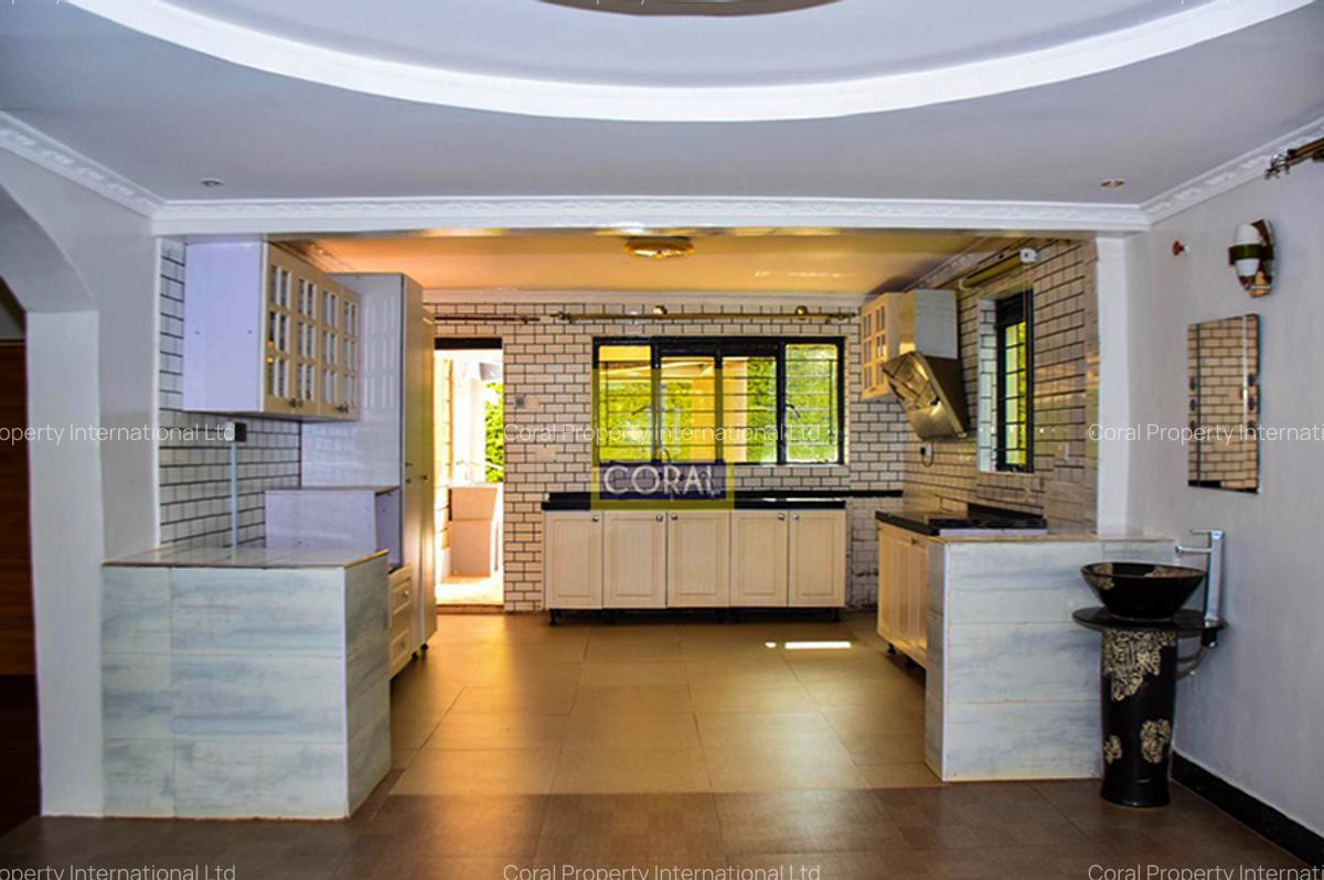 4 Bed House in Kiambu Road - 3
