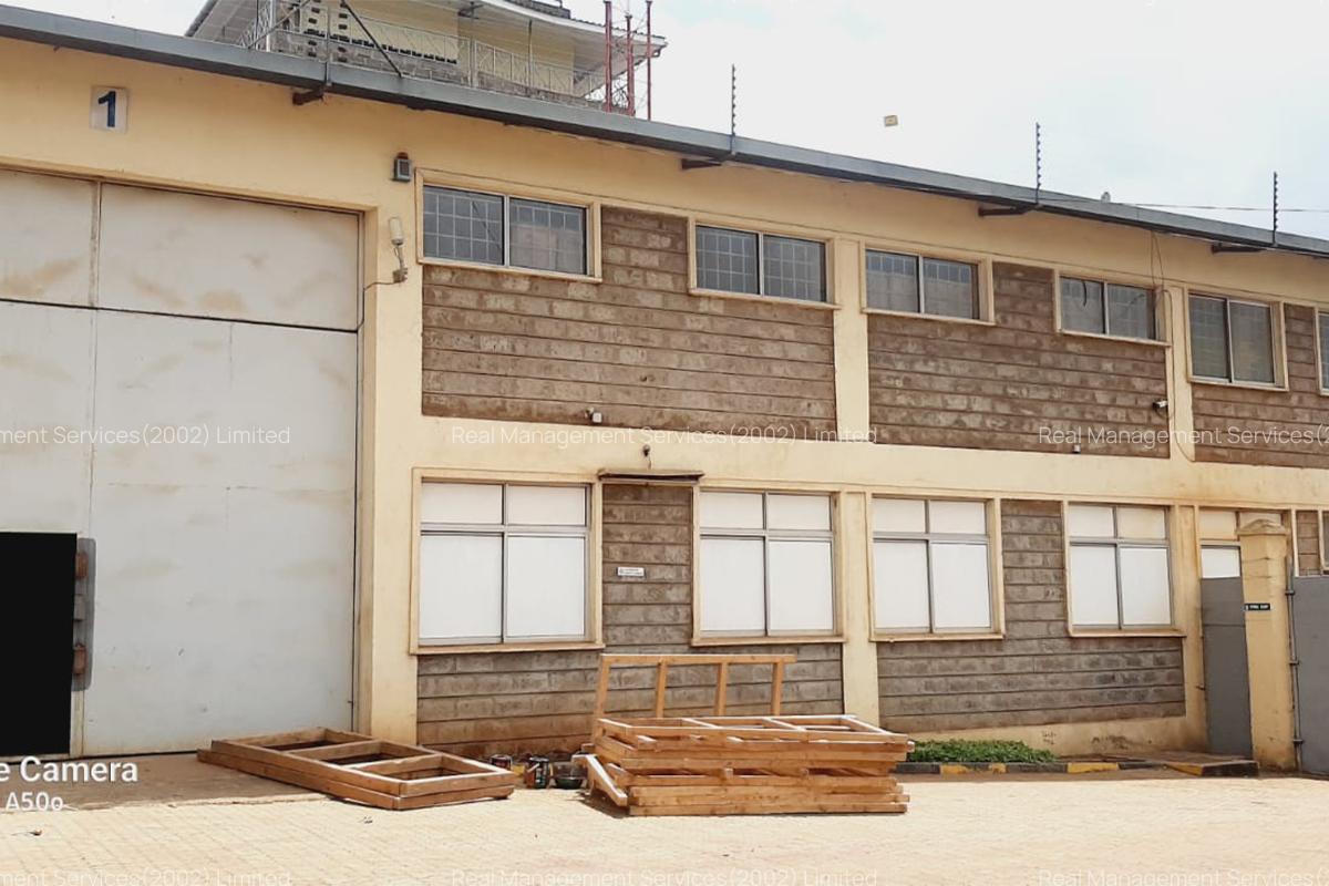 5,200 ft² Warehouse with Backup Generator at Southern Bypass - 4