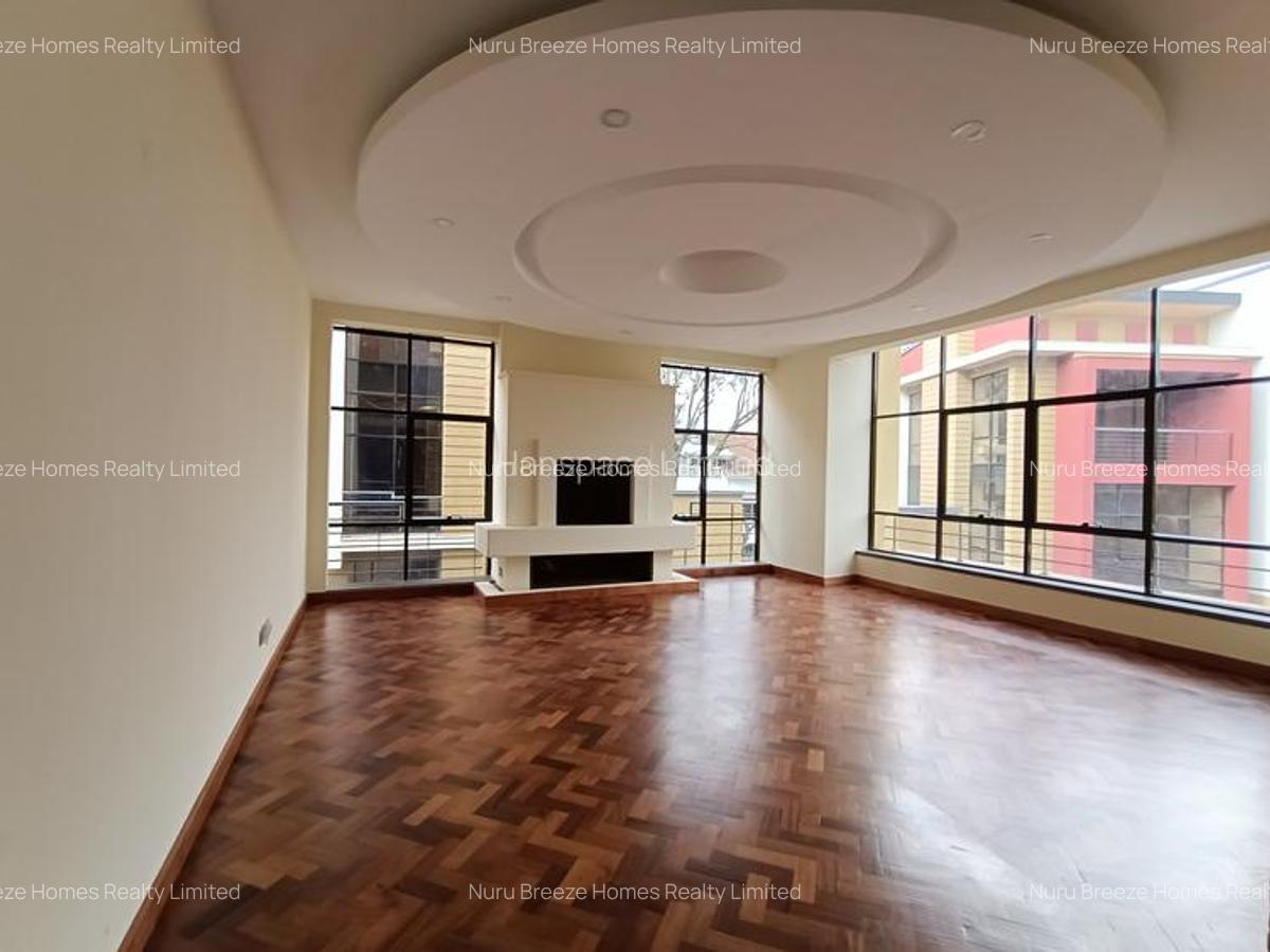 5 Bed Townhouse with En Suite in Lavington - 5