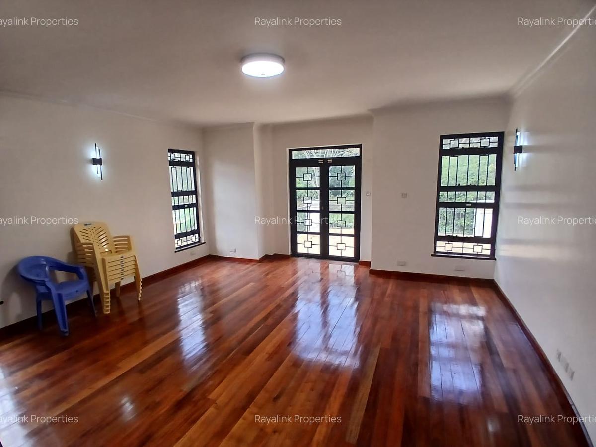 4 Bed House with En Suite at Karen - 10
