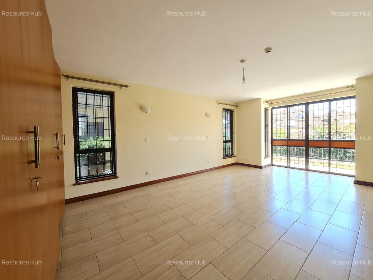 4 Bed Townhouse with En Suite at Runda - 8