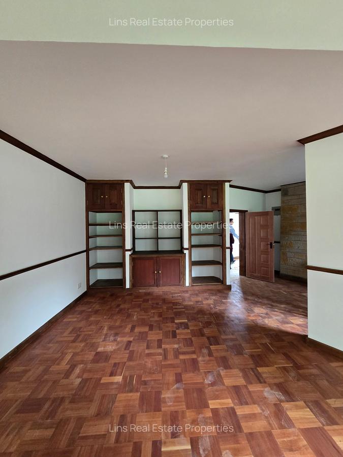 5 Bed House with En Suite in Kitisuru - 13