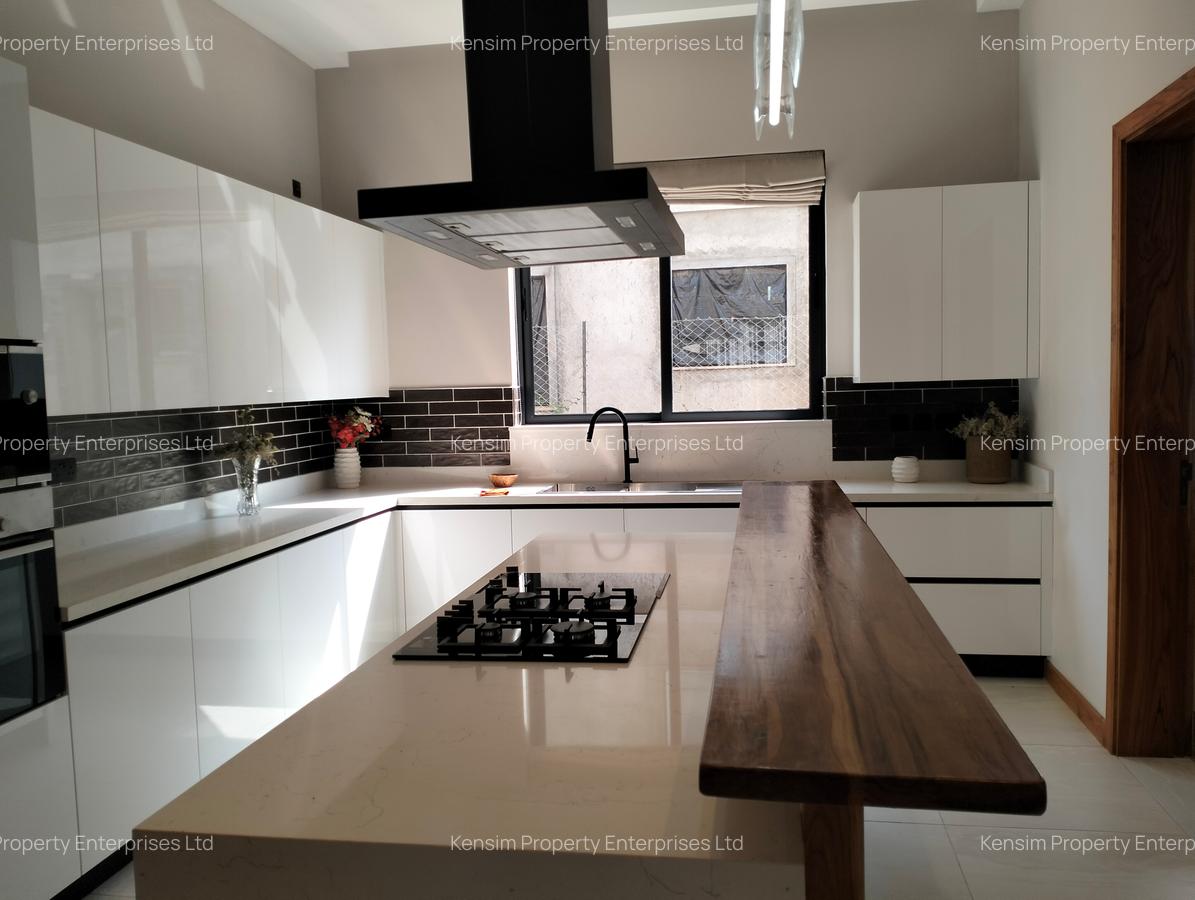 4 Bed Townhouse with En Suite in Loresho - 2