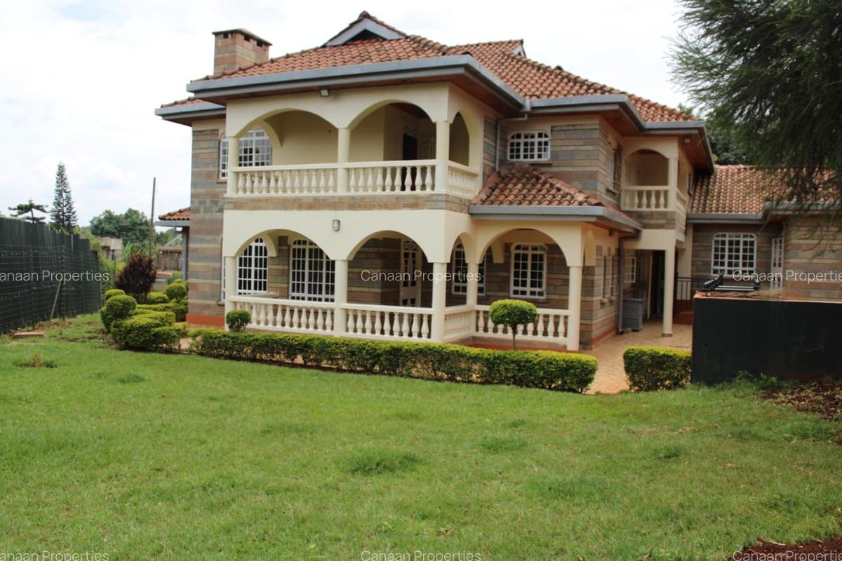 4 Bed Townhouse with Garden in Nyari - 1