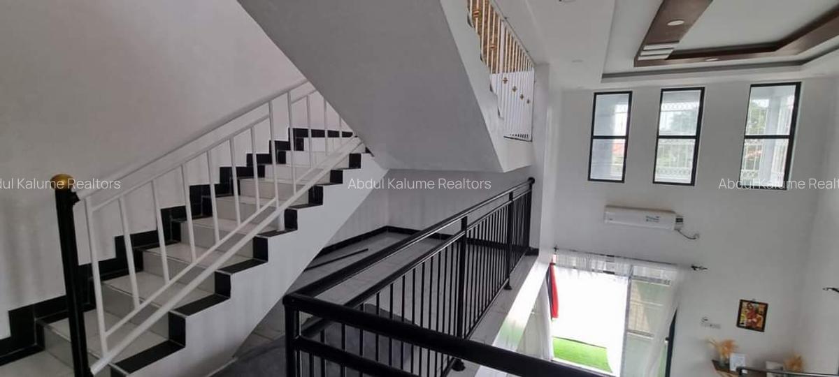 6 Bed Villa with En Suite at Bamburi - 6