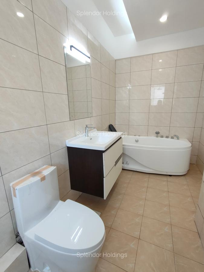3 Bed Apartment with En Suite in Lavington - 9
