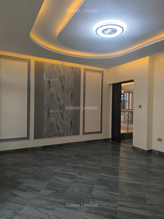 5 Bed House with En Suite in Syokimau - 10