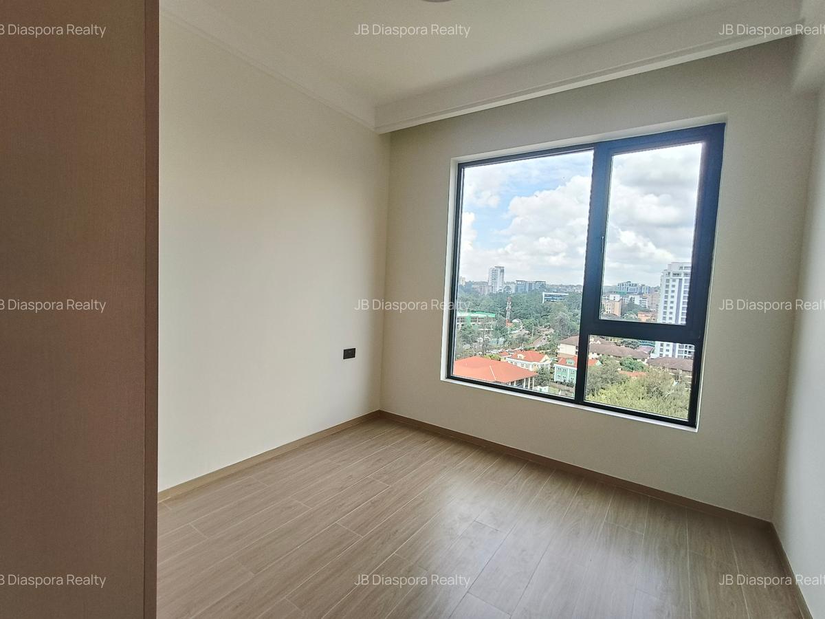 2 Bed Apartment with En Suite at Riverside Drive - 7