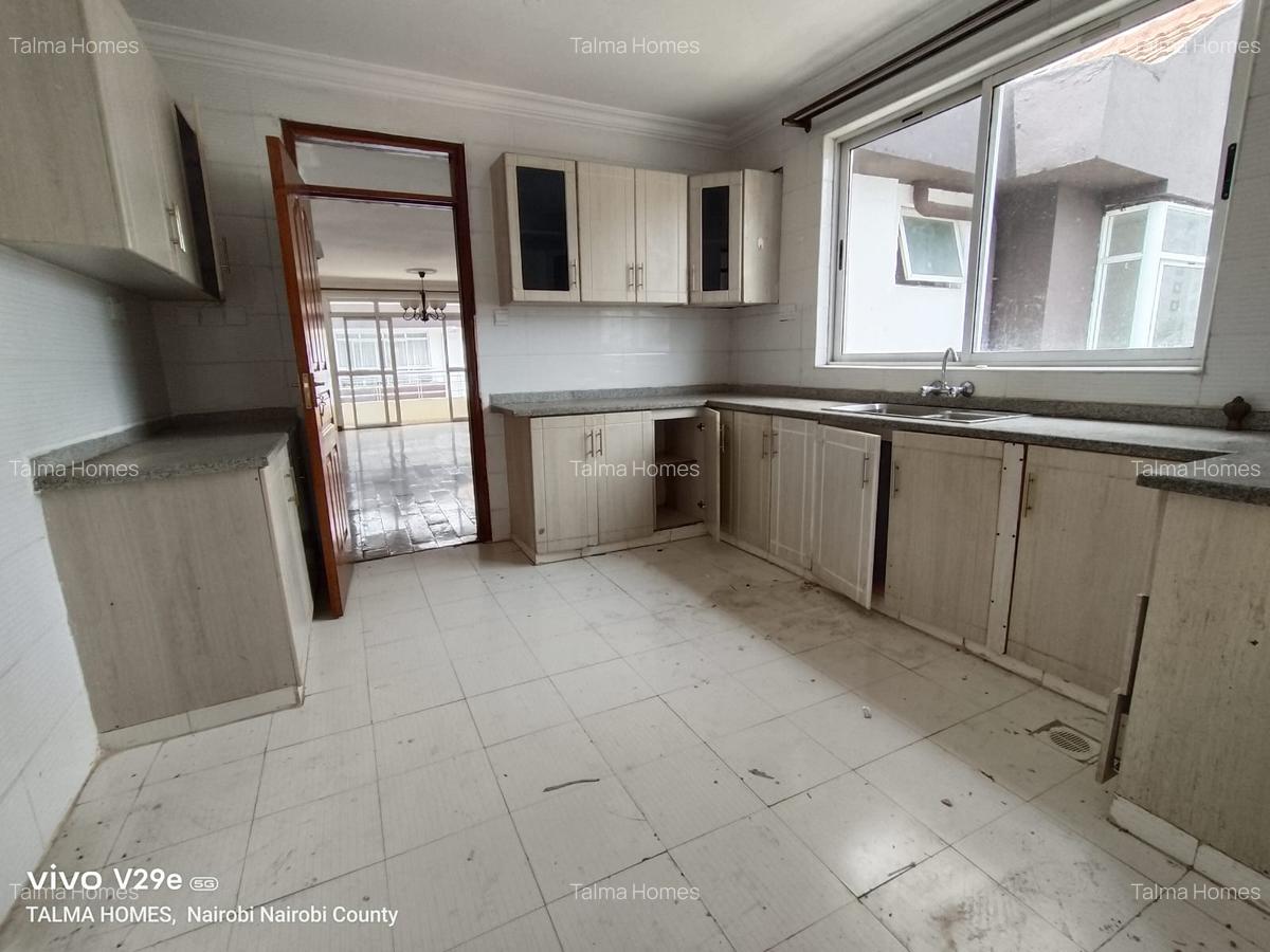 3 Bed Apartment with En Suite at Off Rhapta Road - 9