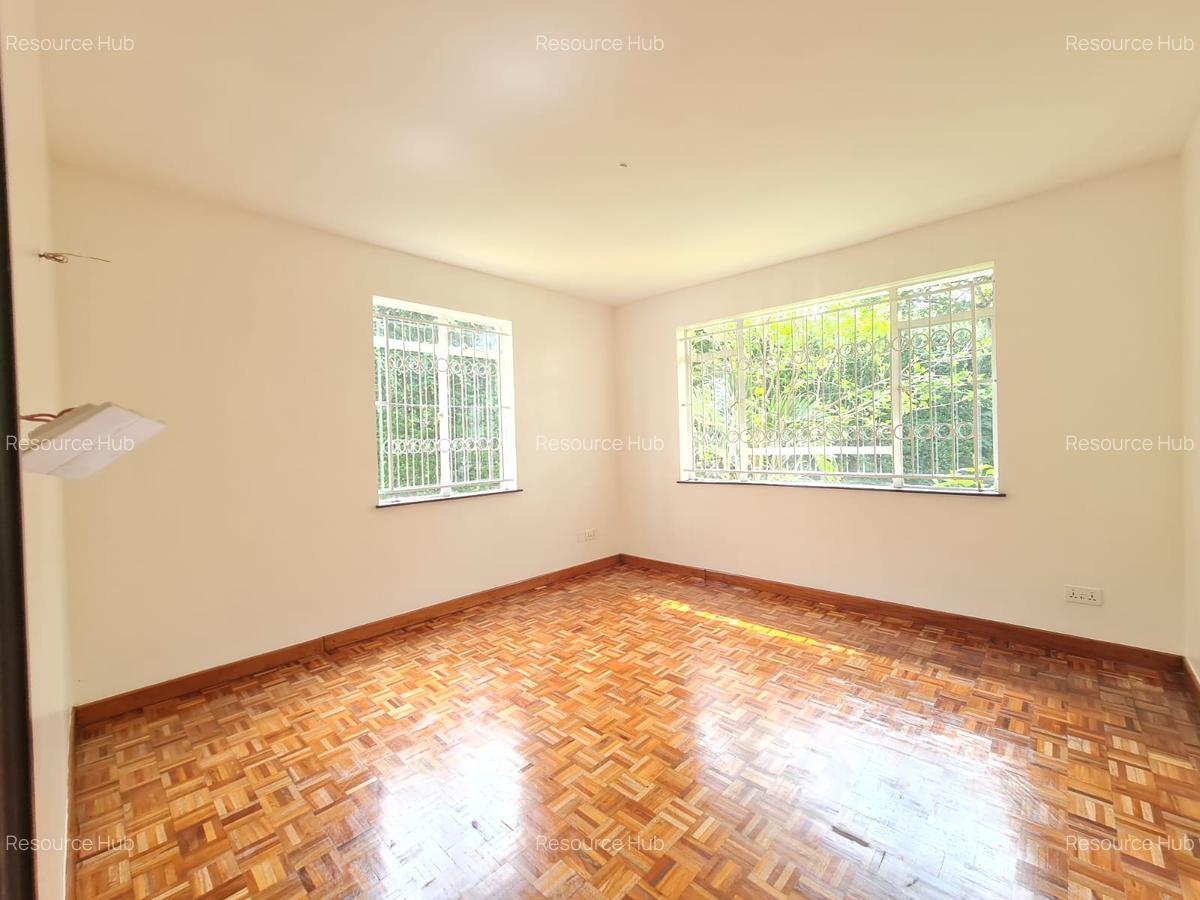 4 Bed House with En Suite at Runda - 9