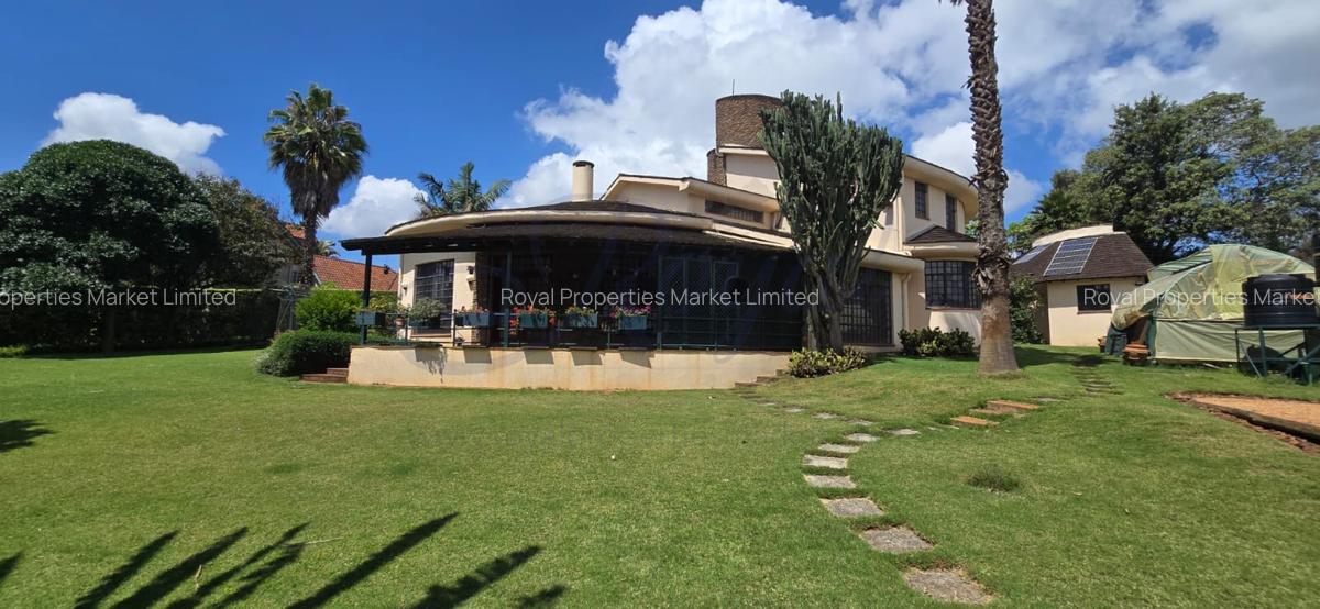 4 Bed House with En Suite in Runda - 1