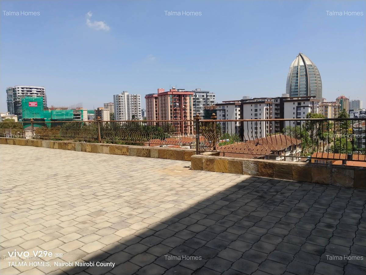 2 Bed Apartment with En Suite at Denis Pritt Road - 14