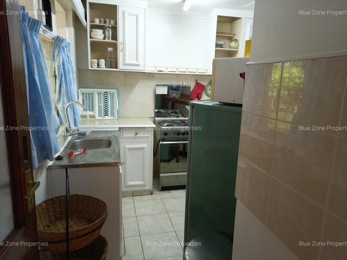 Serviced 1 Bed Apartment with En Suite at United Nations Crescent - 14