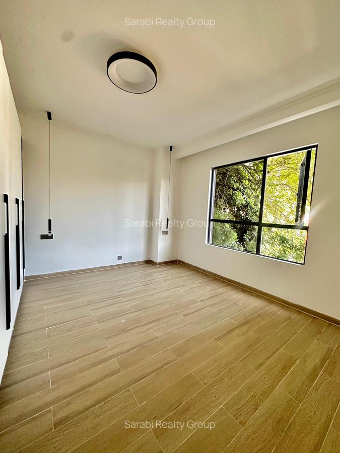 1 Bed Apartment with En Suite in Westlands Area - 2