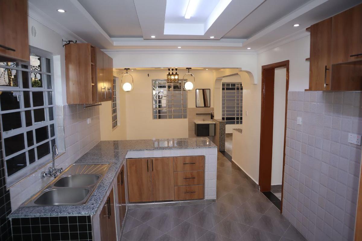 3 Bed House with En Suite at Matangi - 8