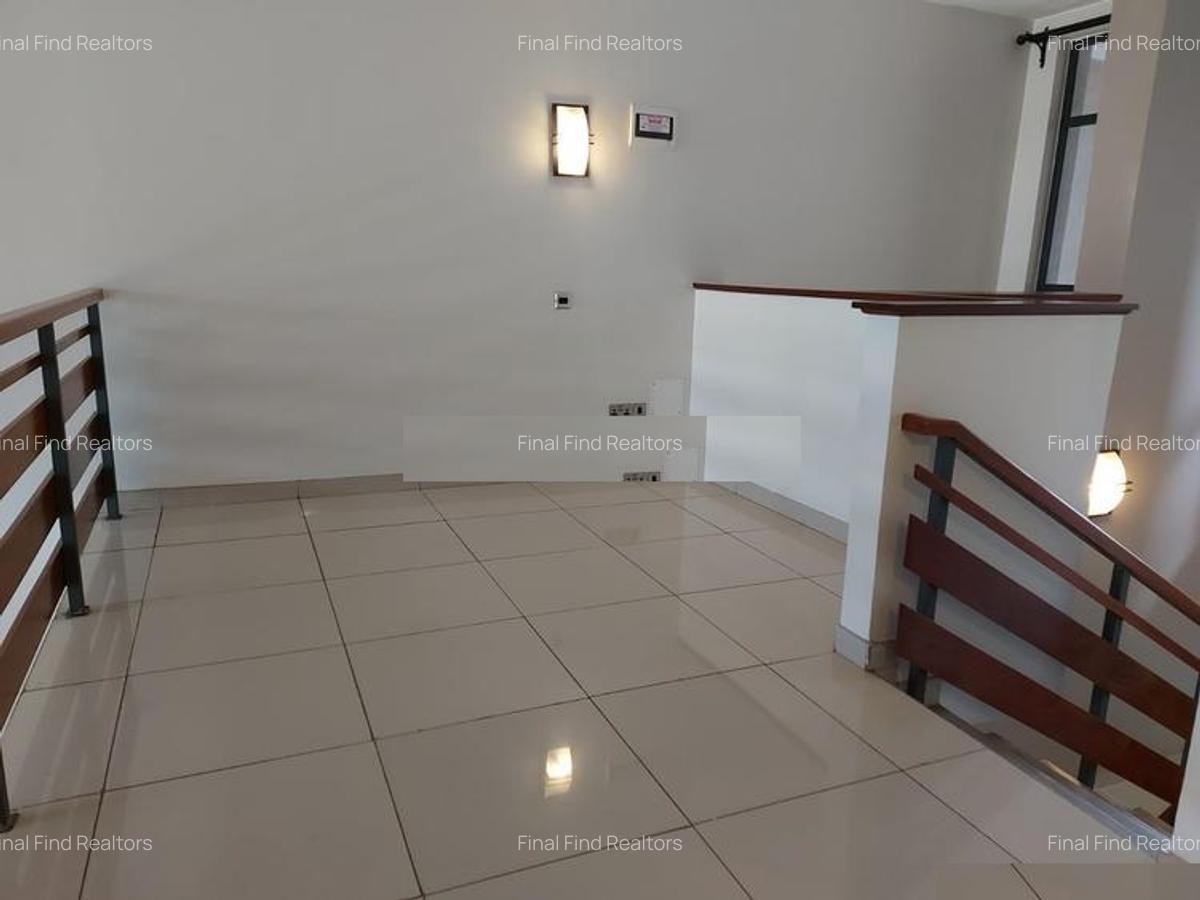 3 Bed Apartment with En Suite in Westlands Area - 16