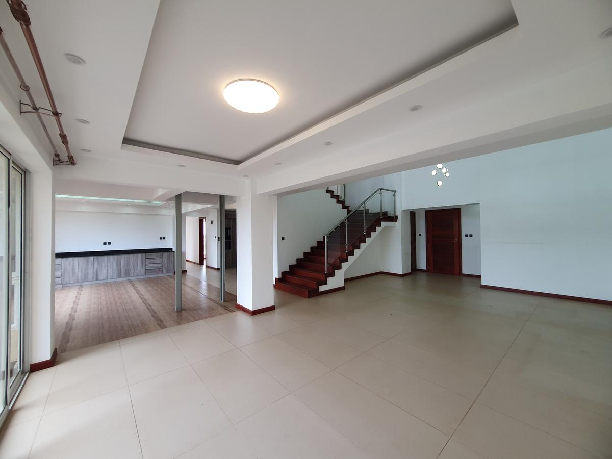 4 Bed Apartment with En Suite in General Mathenge - 4