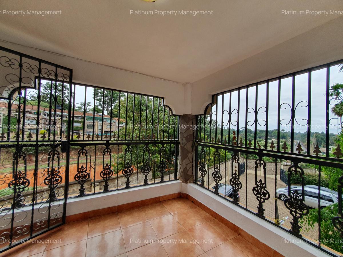 4 Bed House with En Suite at Grevillea Grove - 13