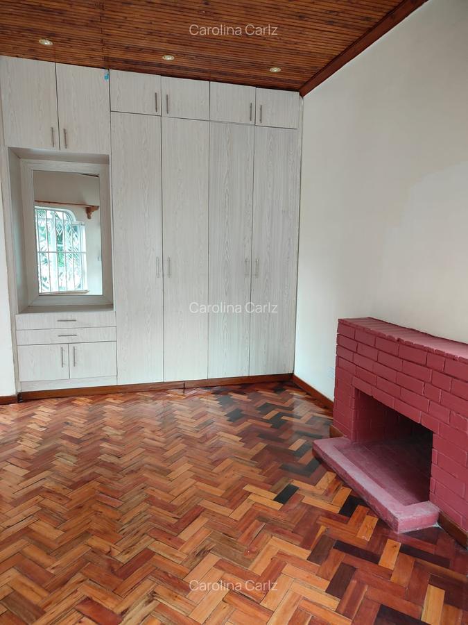 4 Bed Townhouse with En Suite at Westlands - 16