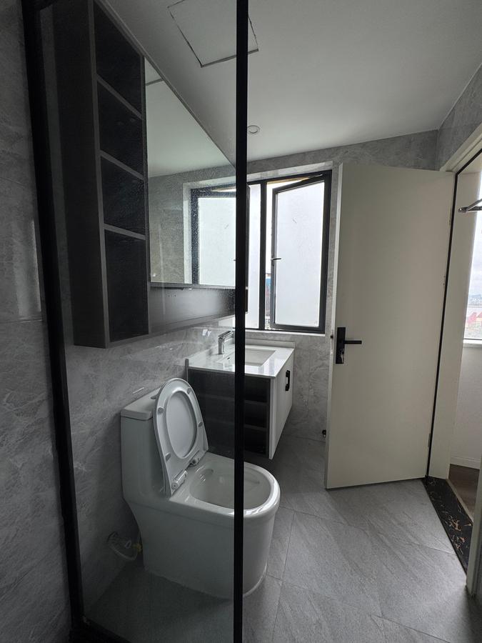 Serviced 2 Bed Apartment with En Suite in Kilimani - 18