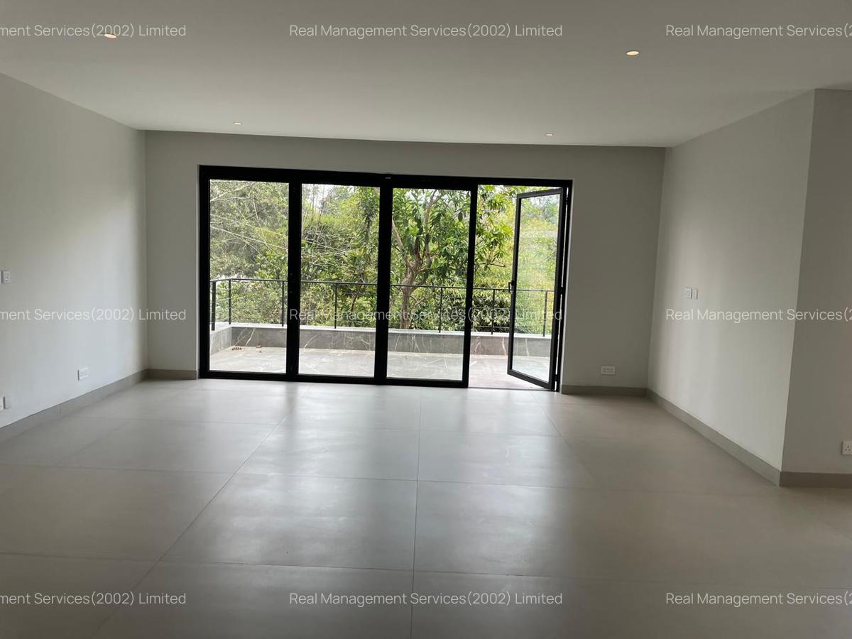 4 Bed Villa with En Suite at Loresho - 2