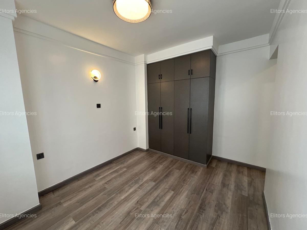 4 Bed Apartment with En Suite at Oloitoktok Road - 12