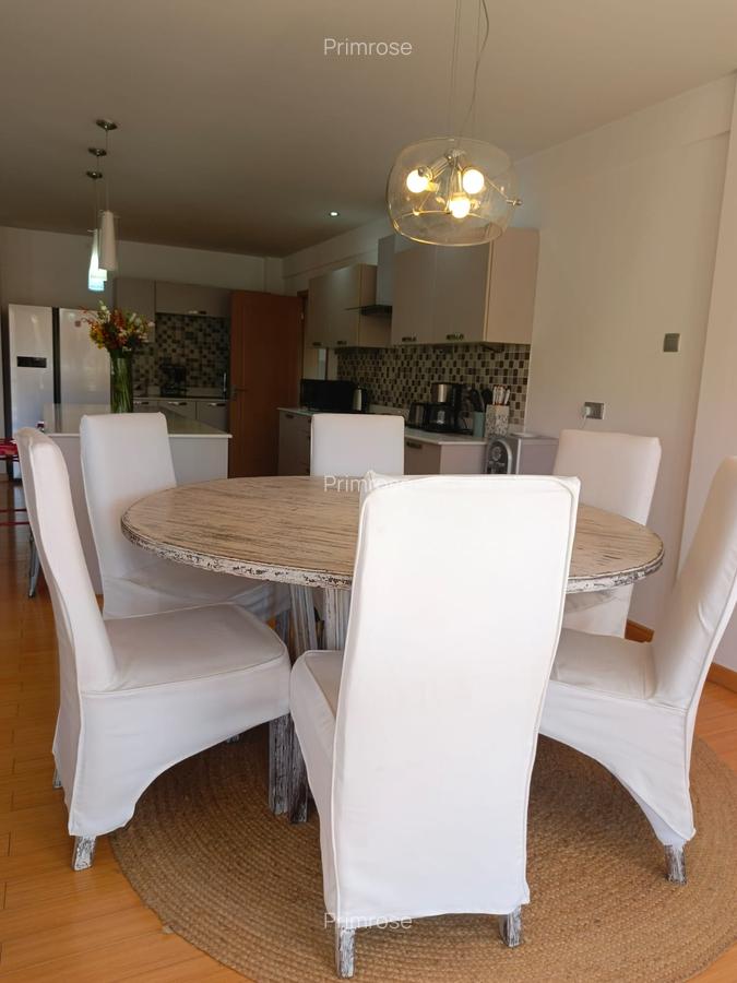 Serviced 3 Bed Apartment with En Suite in Brookside - 12