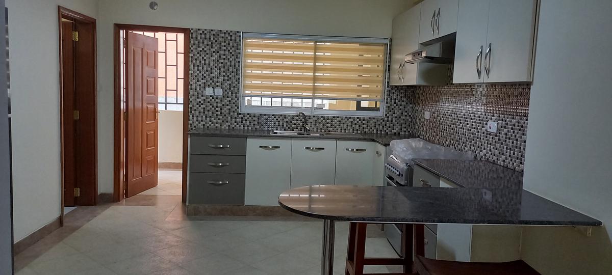 3 Bed Apartment with En Suite in Kileleshwa - 4