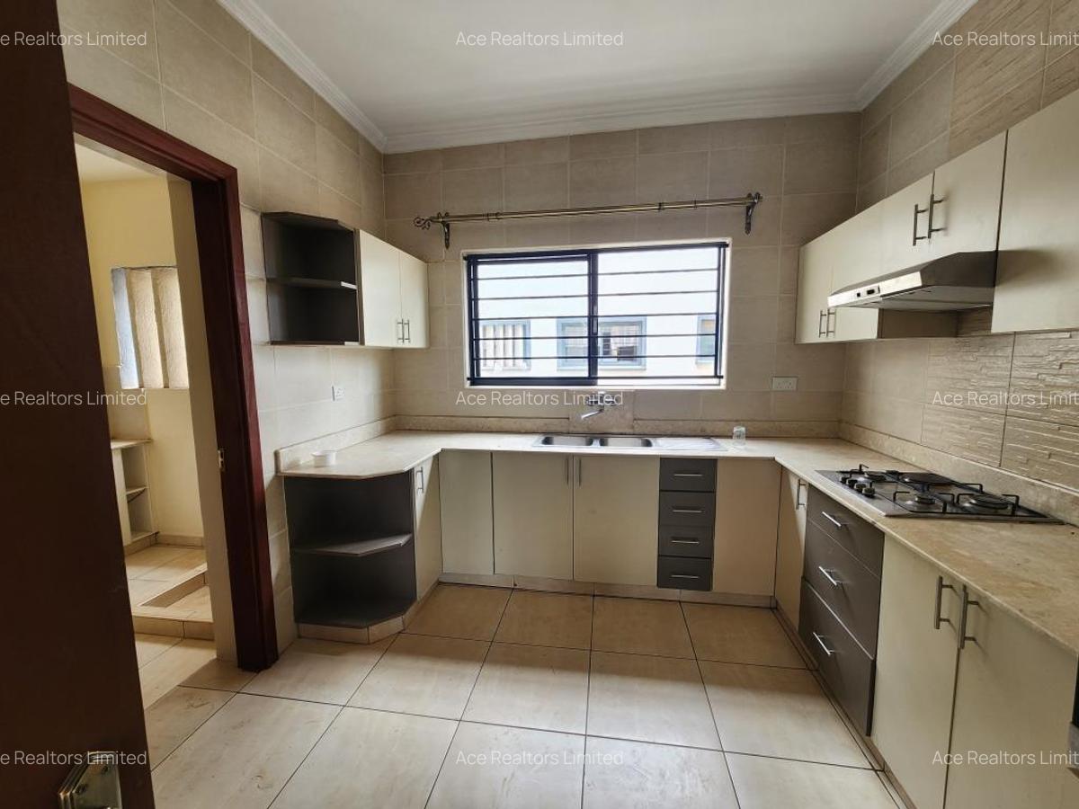 2 Bed Apartment with En Suite at Rhapta Road - 10