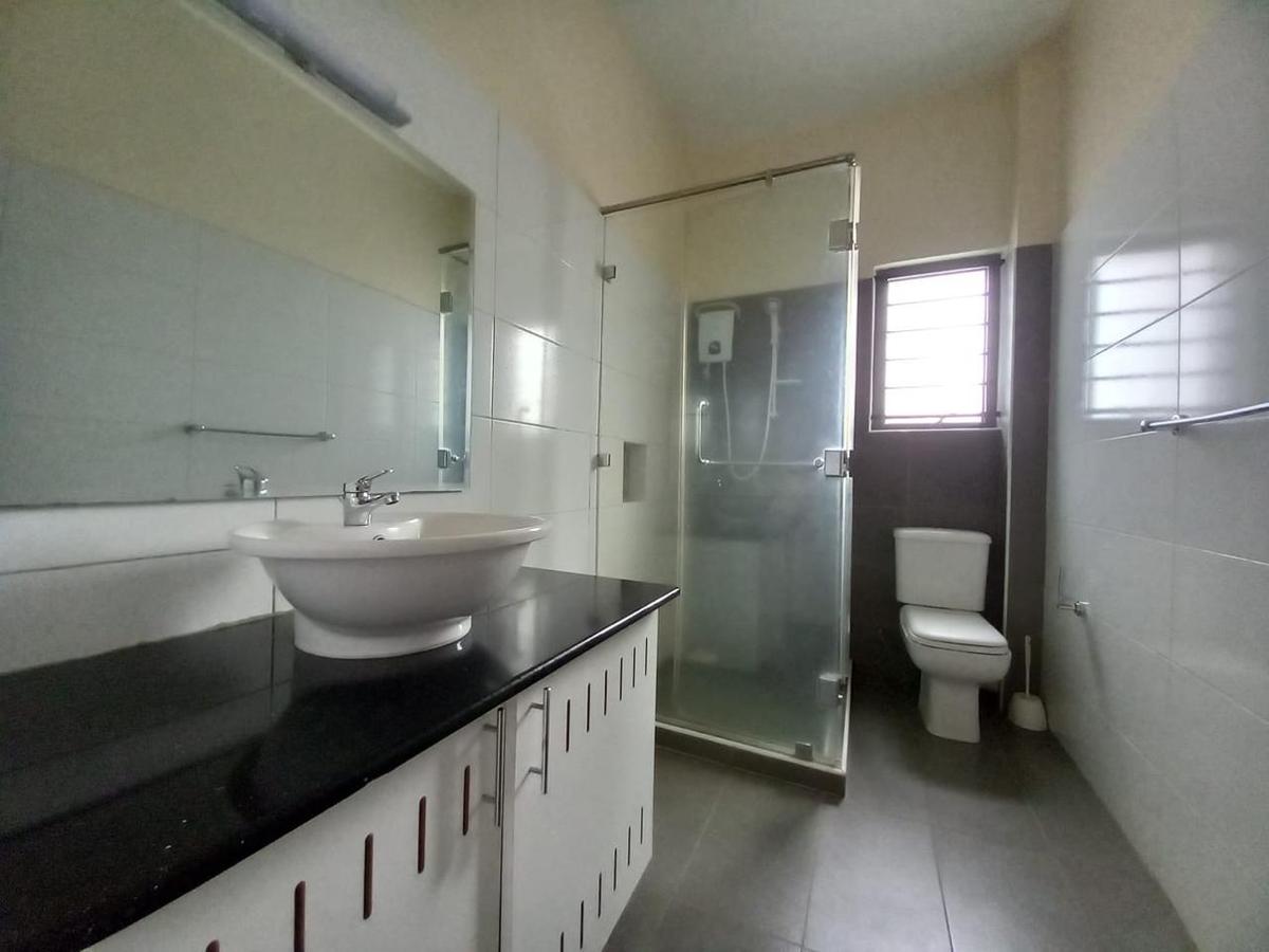 2 Bed Apartment with En Suite in Rhapta Road - 8