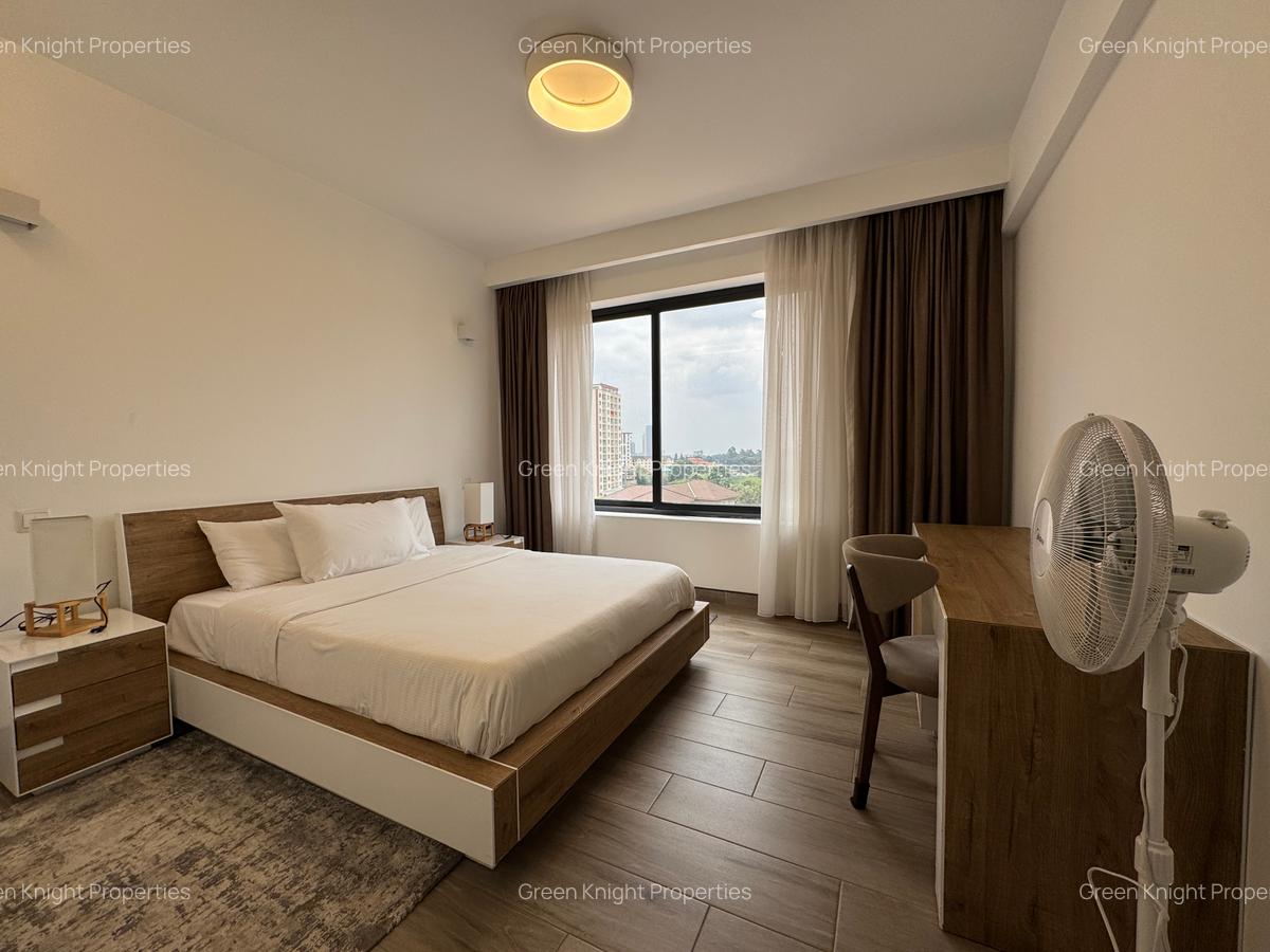 Serviced 2 Bed Apartment with En Suite in Kilimani - 11
