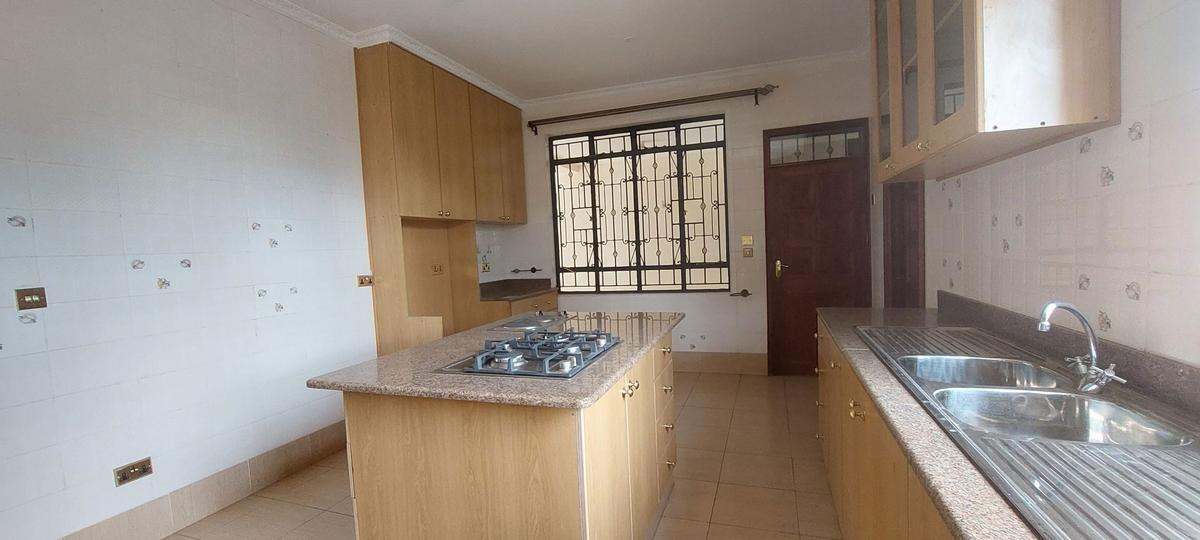 4 Bed Apartment with En Suite in Kileleshwa - 13