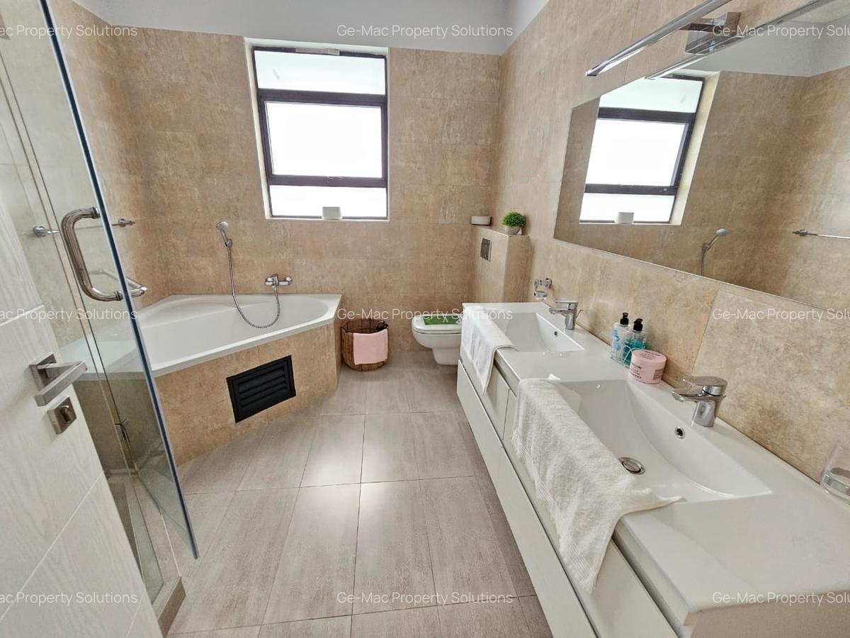 4 Bed House with En Suite in Kiambu Road - 12