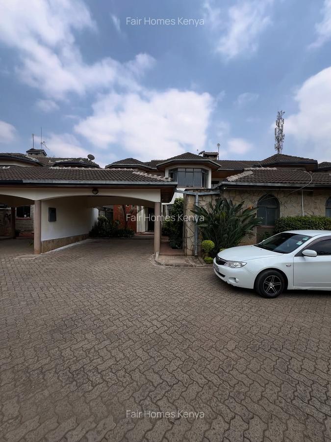 4 Bed Townhouse with En Suite at Maji Mazuri - 1