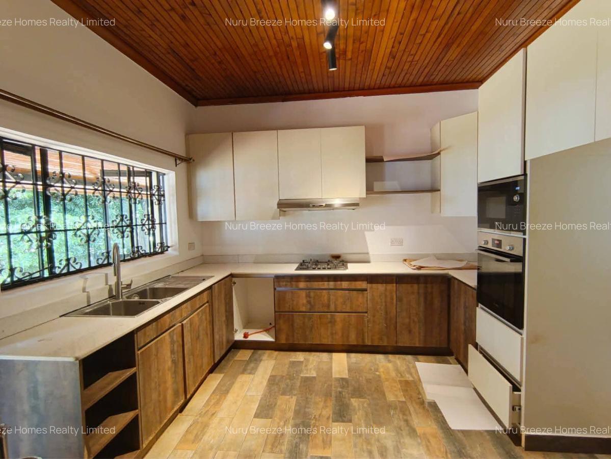5 Bed House with En Suite in Thigiri - 8