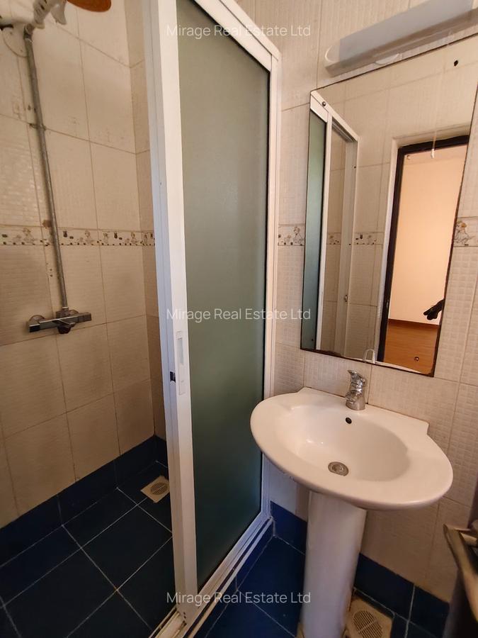 3 Bed Apartment with En Suite in Kileleshwa - 17
