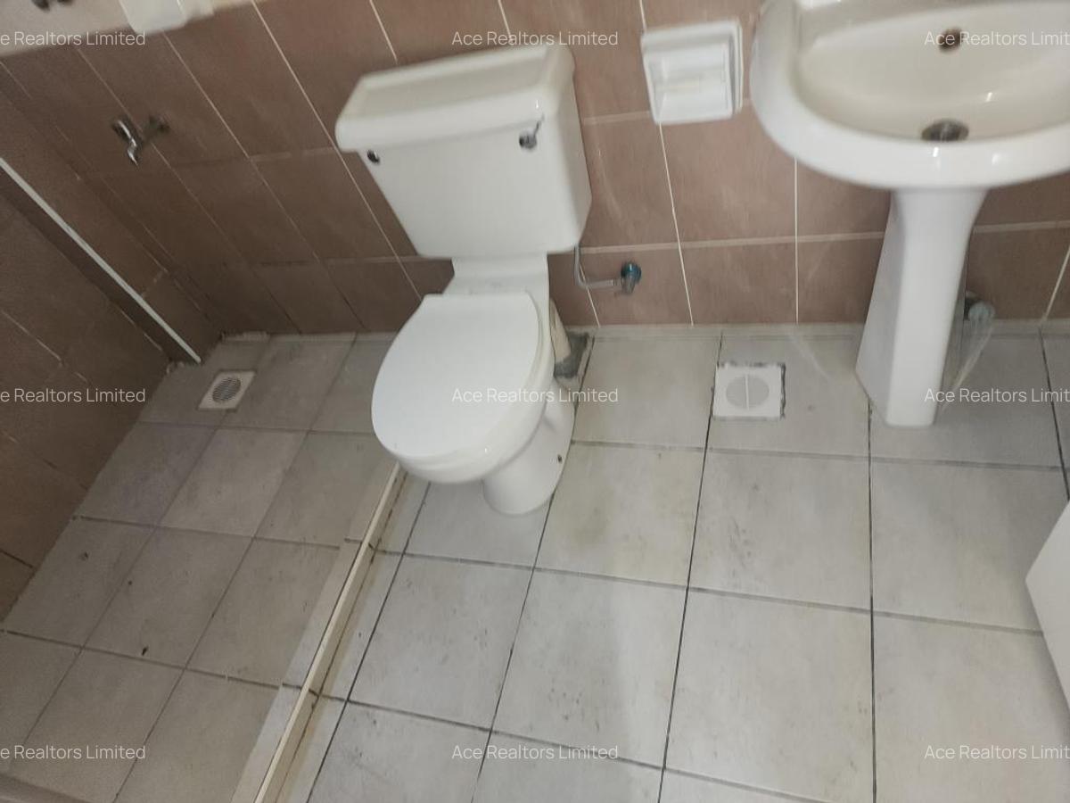 3 Bed Apartment with En Suite at Embakasi - 8