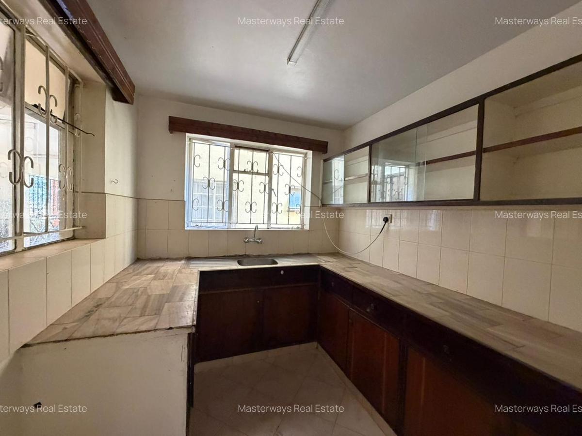 3 Bed Apartment with En Suite in Westlands Area - 3