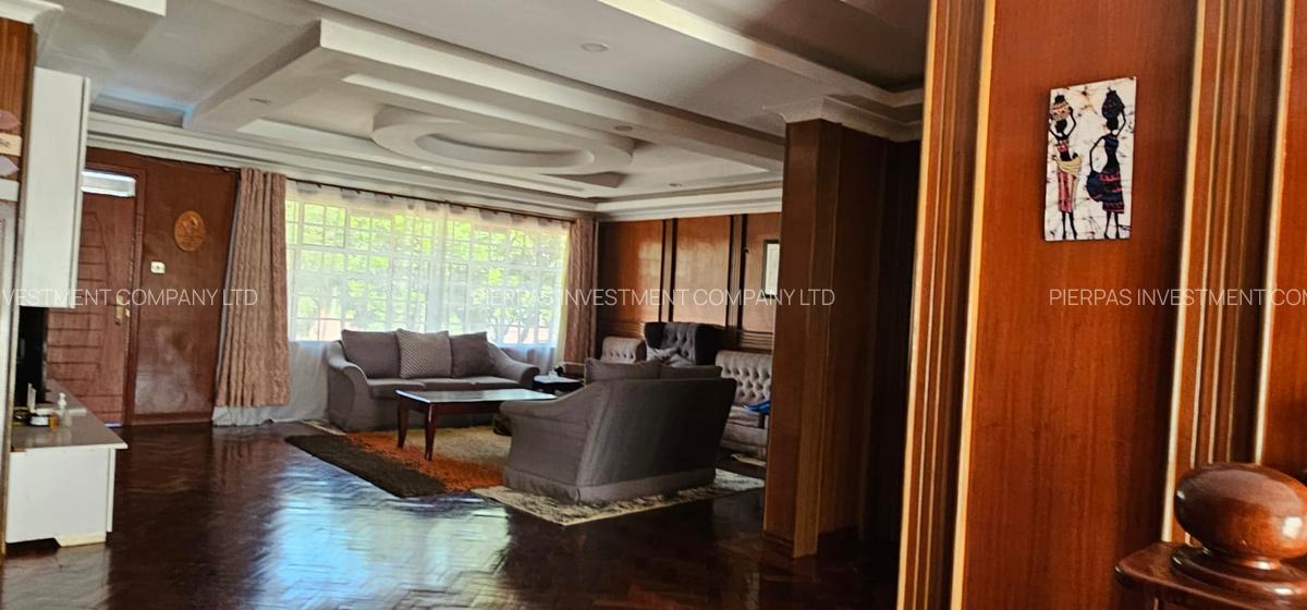 6 Bed Townhouse with En Suite in Kiambu Road - 5