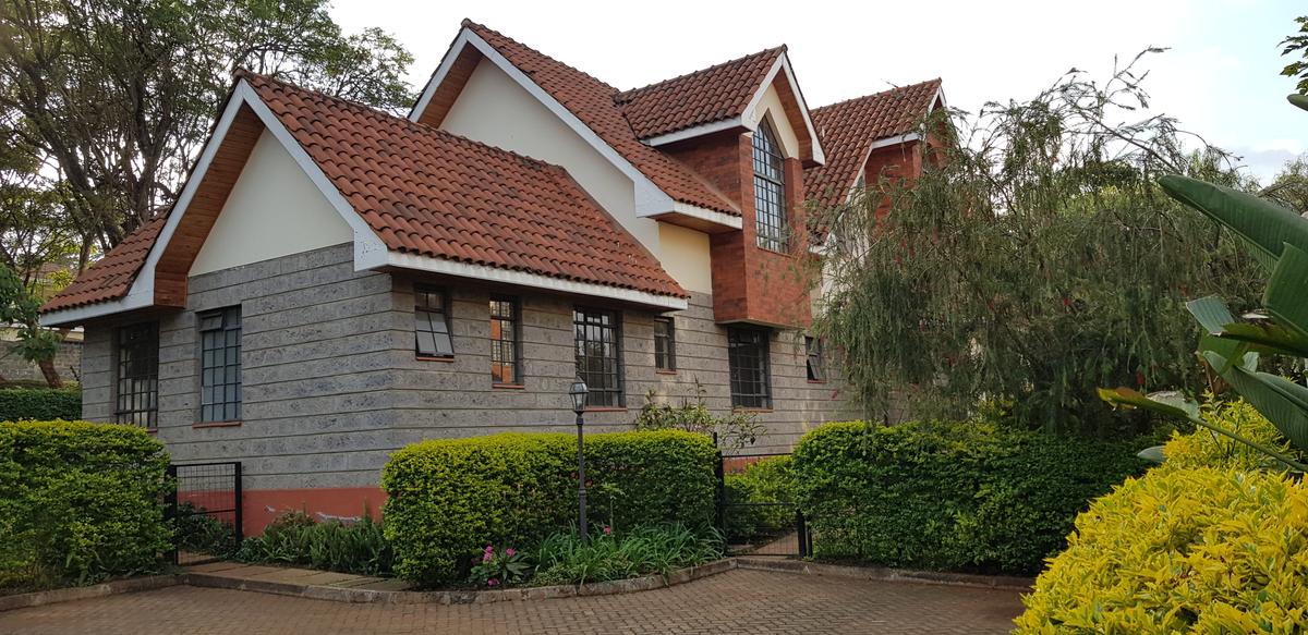 4 Bed Townhouse with En Suite at Chalbi Drive - 2