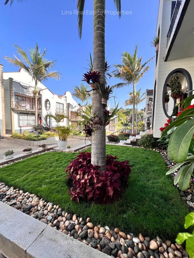 5 Bed Townhouse with En Suite in Westlands Area - 1
